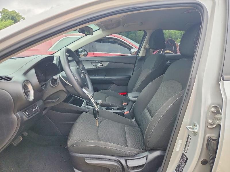 Photo 7 from auction – 2021 KIA FORTE with VIN 3KPF24AD5ME386800