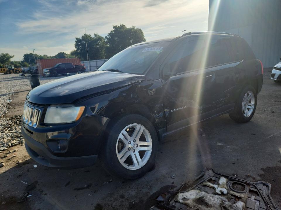 JEEP COMPASS 2013 with VIN 1C4NJDBB8DD249136 - Photo from auction