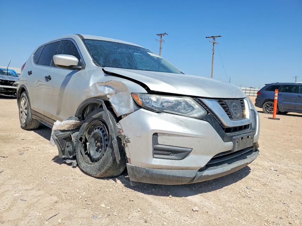 Photo 4 from auction – 2017 NISSAN ROGUE with VIN 5N1AT2MT1HC867084