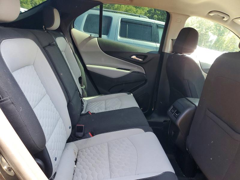 Photo 11 from auction – 2018 CHEVROLET EQUINOX with VIN 2GNAXHEV2J6332413