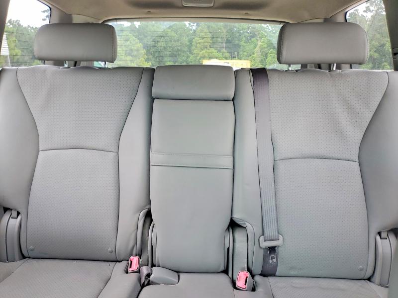 Photo 10 from auction – 2006 TOYOTA HIGHLANDER with VIN JTEDW21A560003578