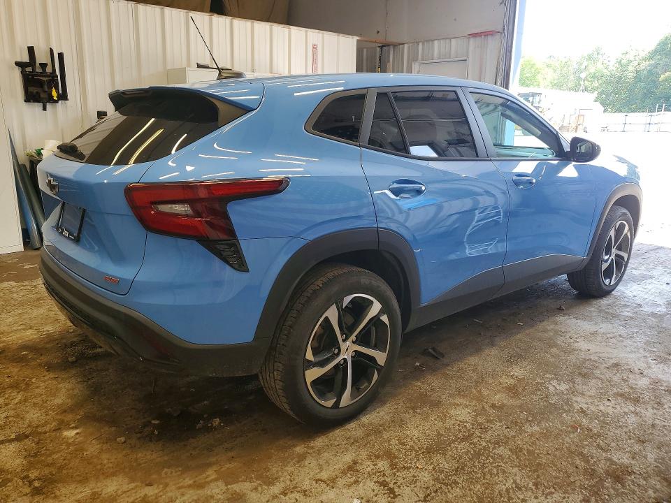 Photo 3 from auction – 2024 CHEVROLET TRAX with VIN KL77LGE29RC114578