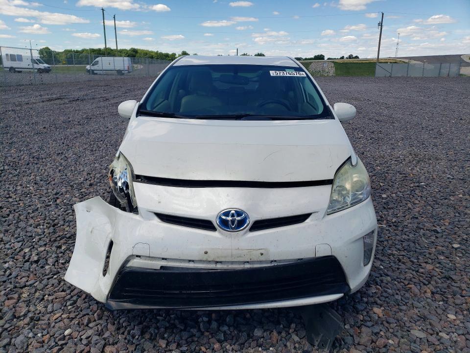 Photo 5 from auction – 2014 TOYOTA PRIUS with VIN JTDKN3DU3E1738188
