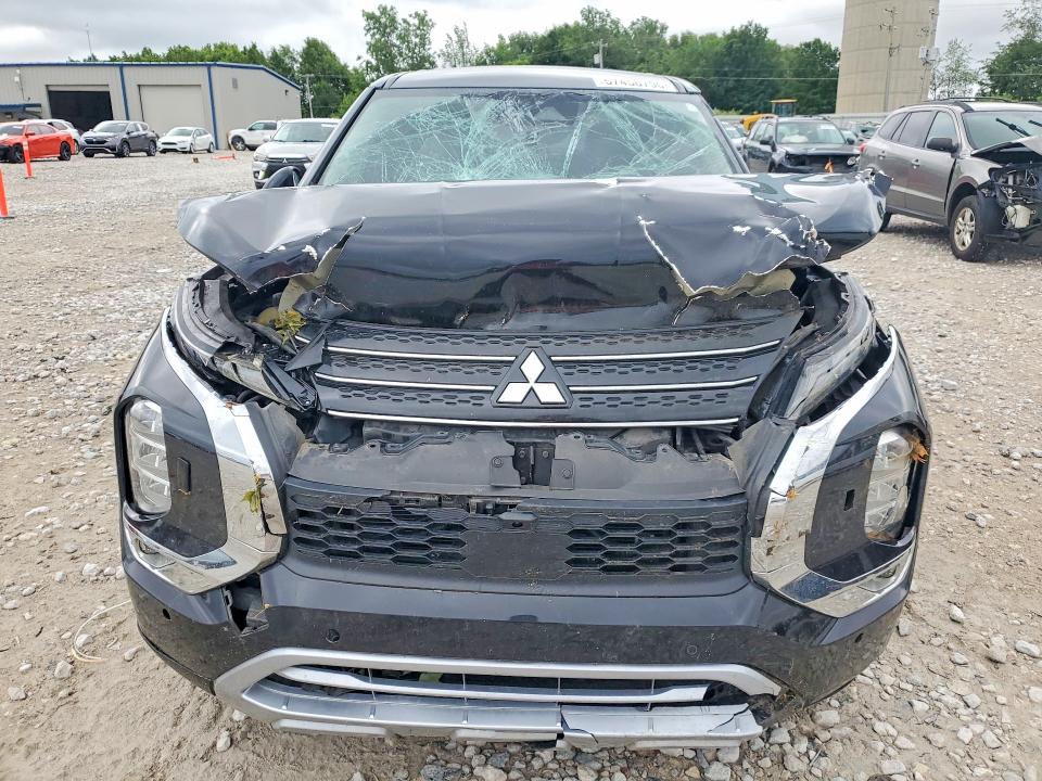 Photo 5 from auction – 2022 MITSUBISHI OUTLANDER with VIN JA4J4UA84NZ017952