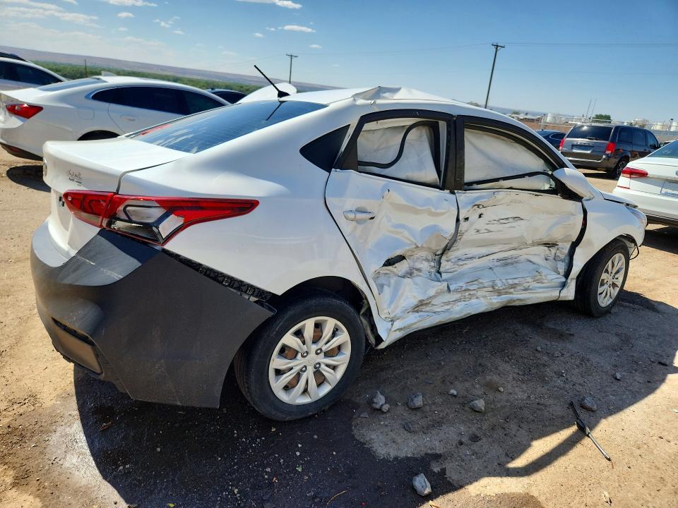 Photo 3 from auction – 2019 HYUNDAI ACCENT with VIN 3KPC24A38KE071349