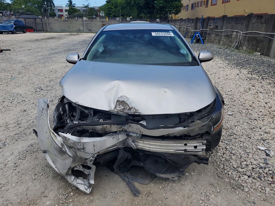 Photo 5 from auction – 2020 TOYOTA COROLLA with VIN 5YFEPRAEXLP023103