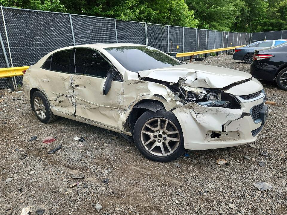 Photo 4 from auction – 2014 CHEVROLET MALIBU with VIN 1G11C5SL1EF147845
