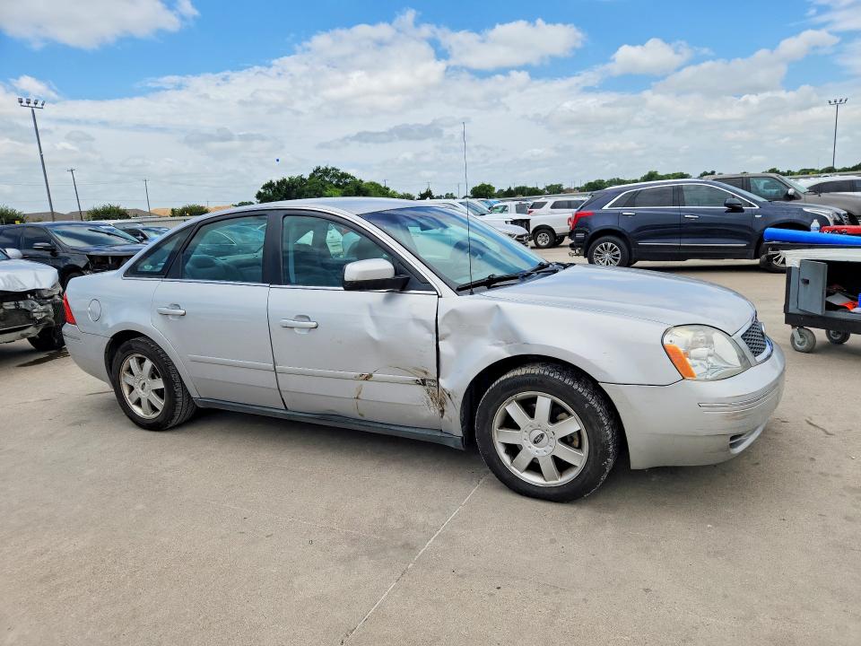 Photo 4 from auction – 2005 FORD FIVE HUNDRED with VIN 1FAFP23165G156652