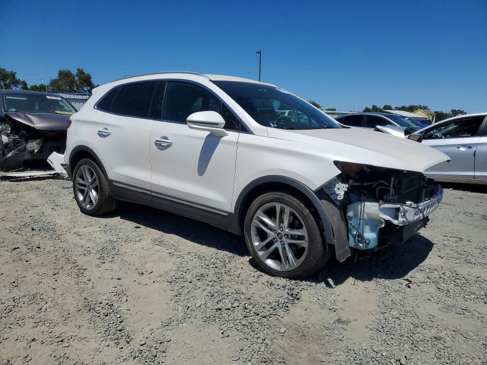 Photo 4 from auction – 2019 LINCOLN MKC with VIN 5LMCJ3D91KUL11834