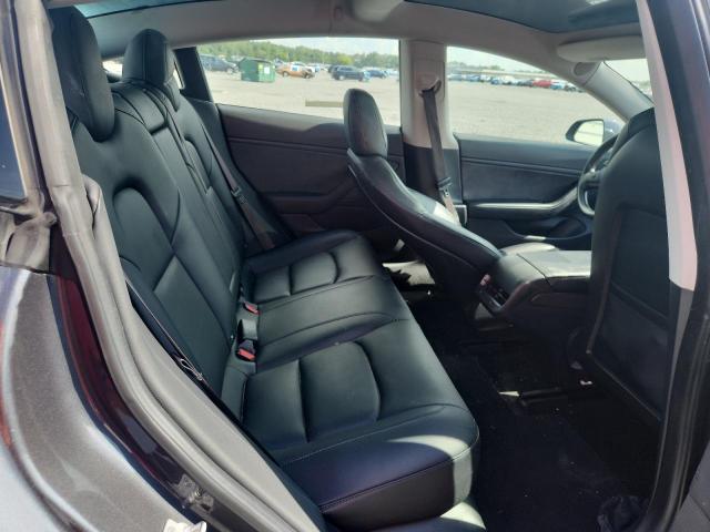 Photo 10 from auction – 2018 TESLA MODEL 3 with VIN 5YJ3E1EB1JF082936