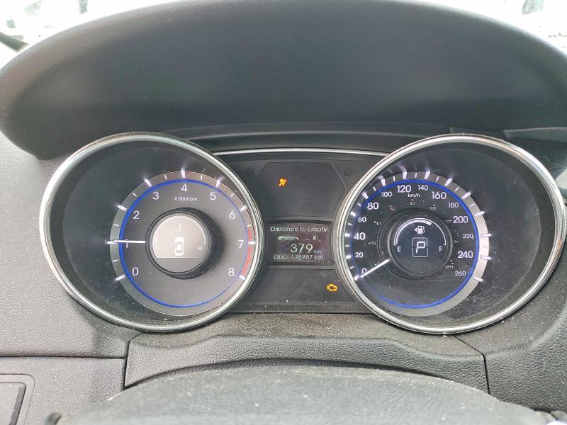 Photo 9 from auction – 2011 HYUNDAI SONATA with VIN 5NPEC4AC5BH029271