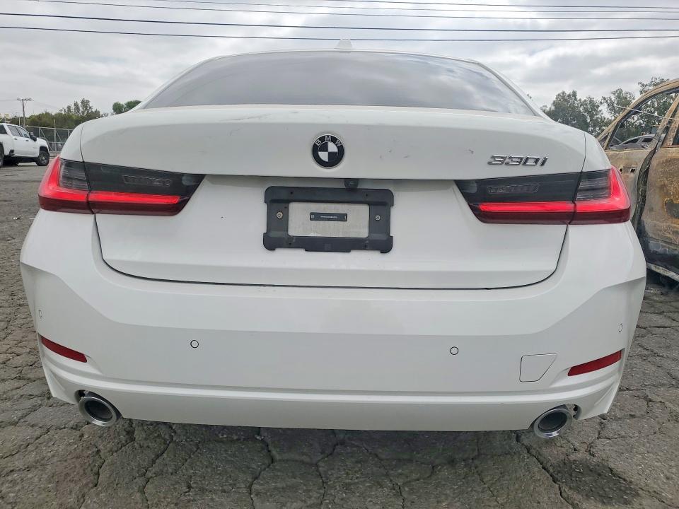 Photo 6 from auction – 2025 BMW 330I with VIN 3MW69CW04S8E94300