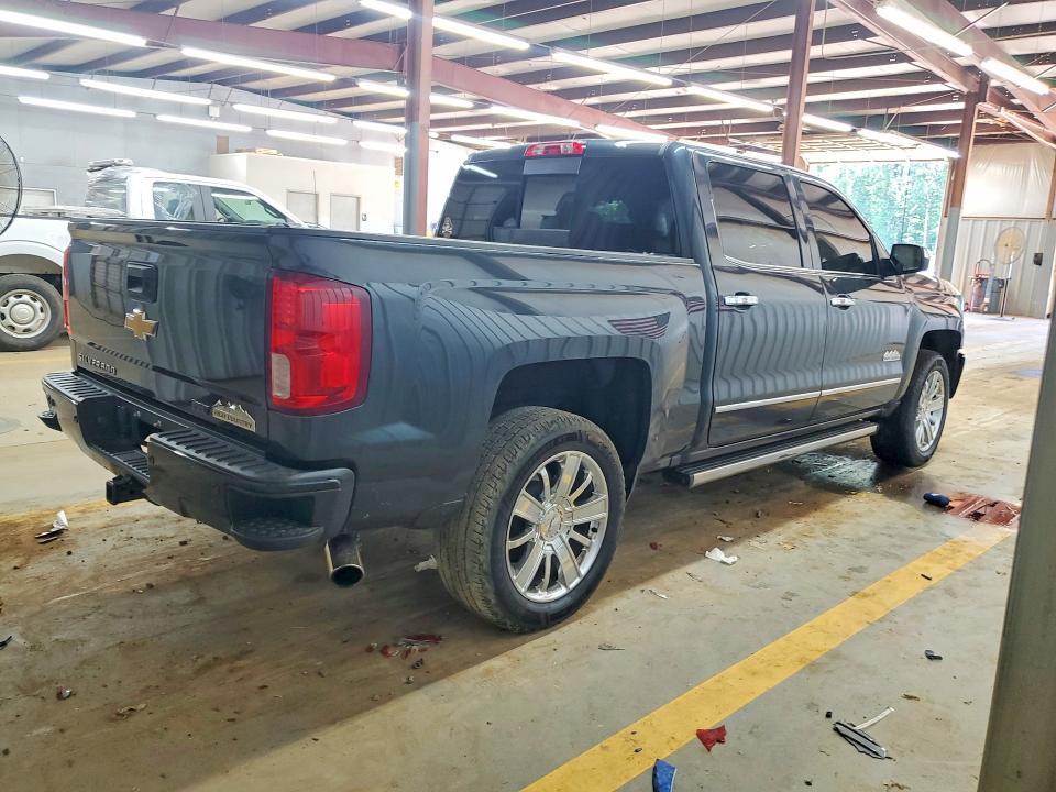 Photo 3 from auction – 2018 CHEVROLET SILVERADO with VIN 3GCUKTEJ5JG331703