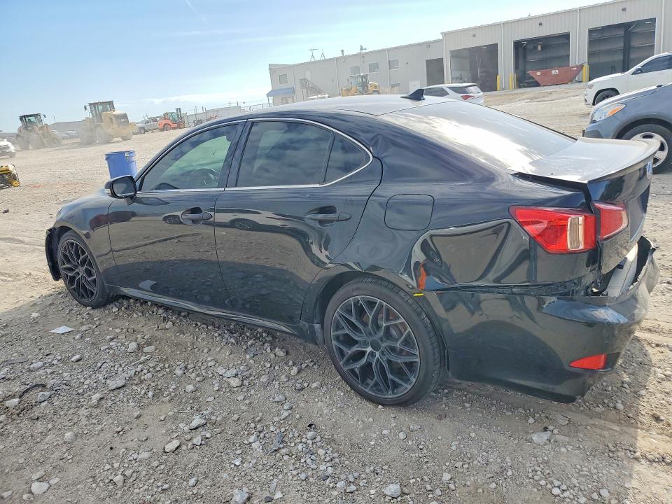 Photo 2 from auction – 2013 LEXUS IS with VIN JTHCE5C2XD5003164