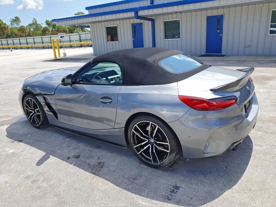 Photo 2 from auction – 2023 BMW Z4 with VIN WBAHF3C03PWY12718