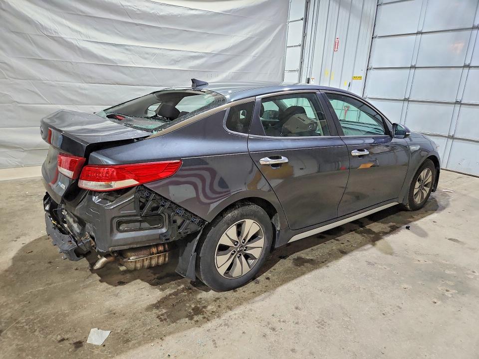 Photo 3 from auction – 2017 KIA OPTIMA with VIN KNAGT4LC8H5008426