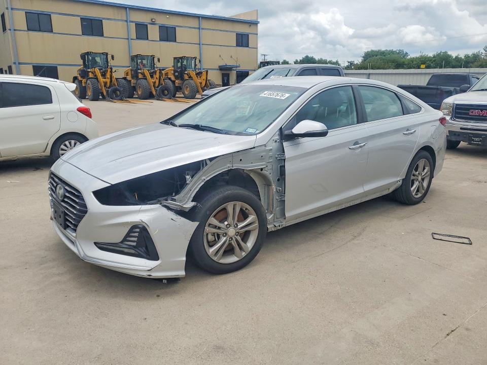 HYUNDAI SONATA 2018 with VIN 5NPE34AF9JH674241 - Photo from auction