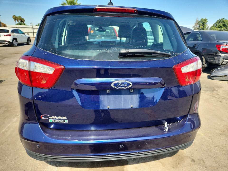 Photo 6 from auction – 2016 FORD C-MAX with VIN 1FADP5CU2GL103346
