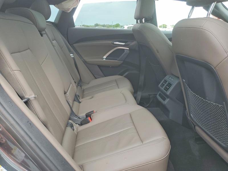 Снимка 11 от търг – 2025 AUDI Q5 с VIN WA11AAGU7S2030176
