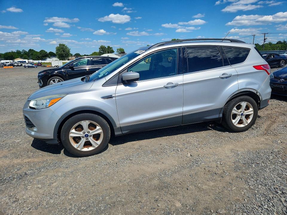 FORD ESCAPE 2015 with VIN 1FMCU9GX2FUA72789 - Photo from auction