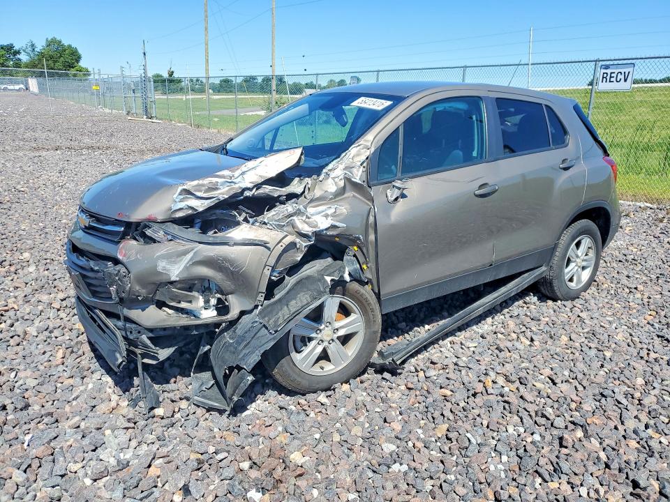 CHEVROLET TRAX 2021 with VIN KL7CJNSM1MB376740 - Photo from auction