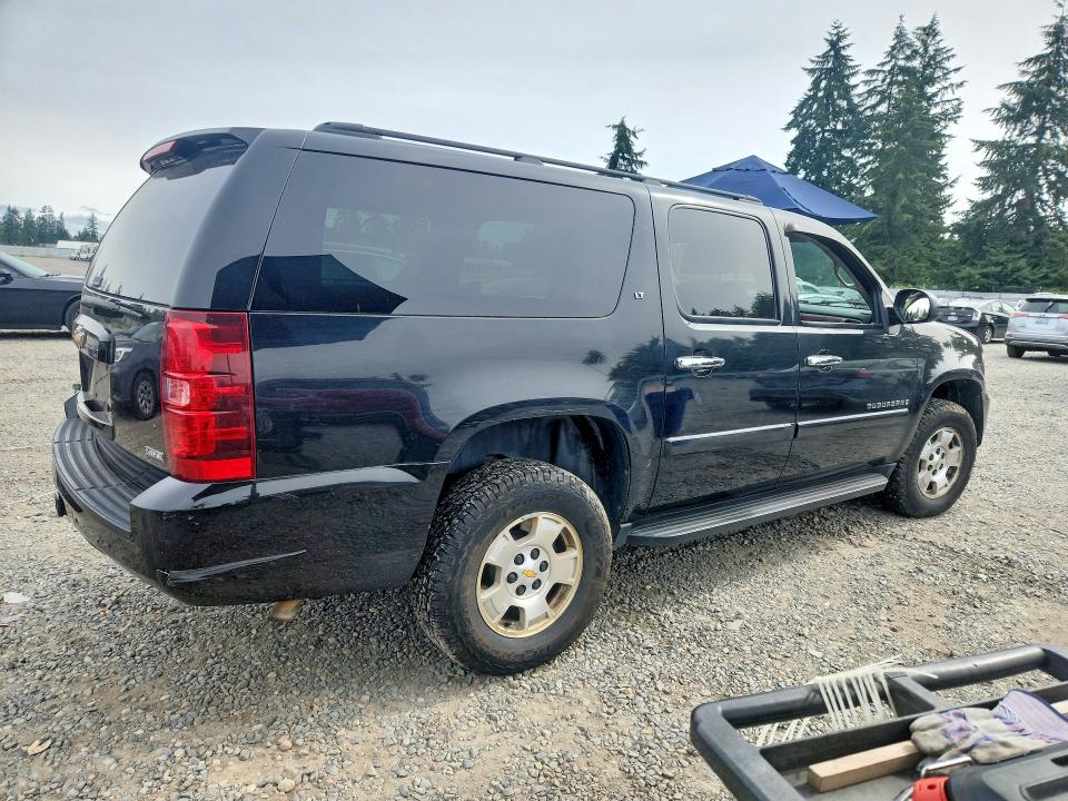 Photo 3 from auction – 2008 CHEVROLET SUBURBAN with VIN 1GNFK16368J196308