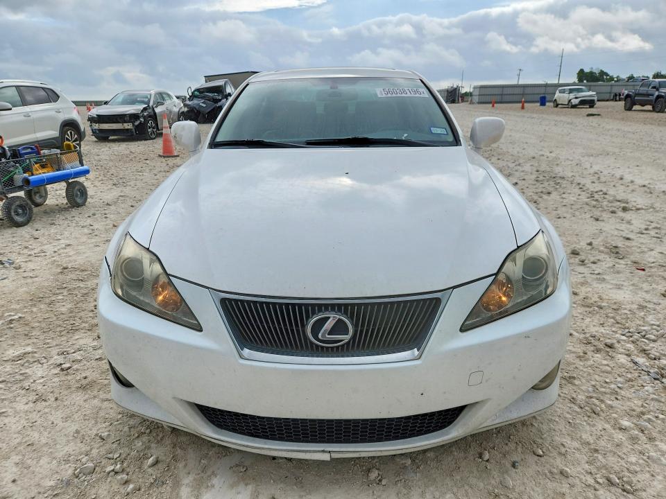 Photo 5 from auction – 2007 LEXUS IS with VIN JTHBK262672044945