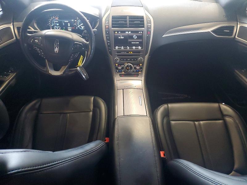 Photo 8 from auction – 2017 LINCOLN MKZ with VIN 3LN6L5A98HR611929