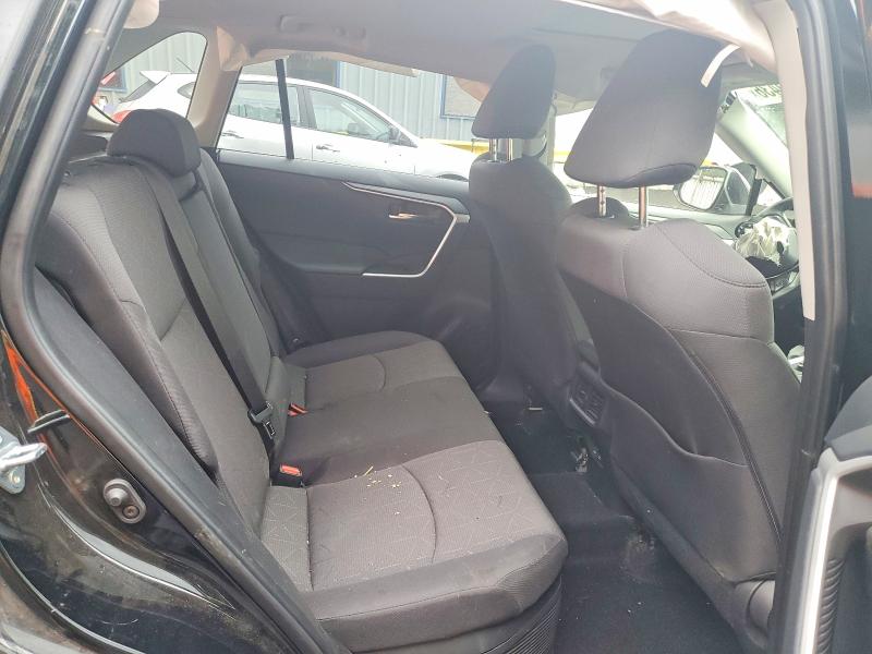 Photo 10 from auction – 2025 TOYOTA RAV4 HYBRID with VIN JTMRWRFV2SD313477