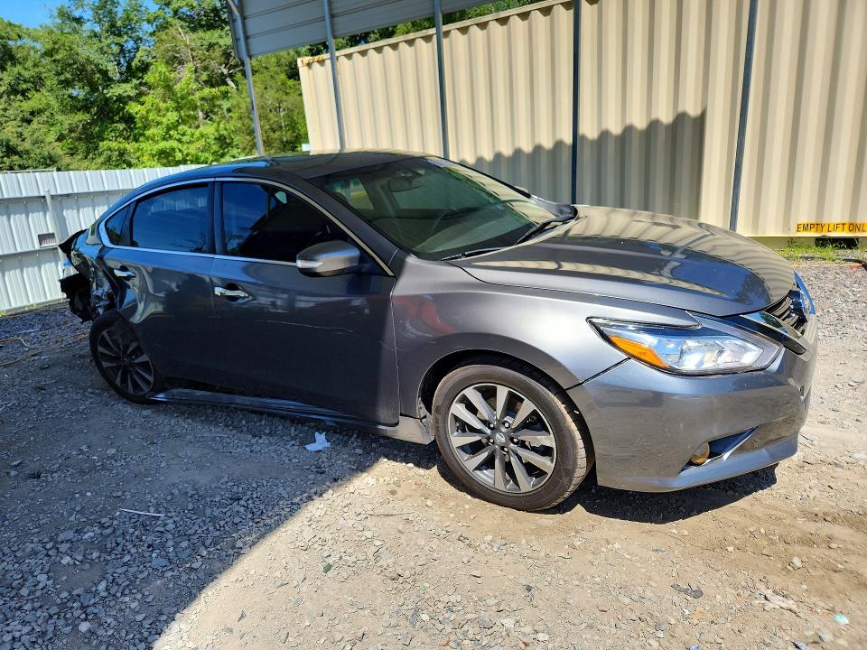 Фото 4 с аукциона – 2017 NISSAN ALTIMA с VIN 1N4AL3AP1HC187886