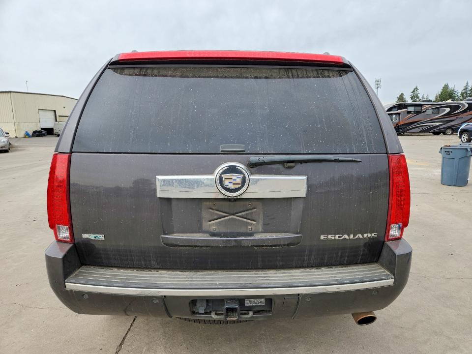 Photo 6 from auction – 2011 CADILLAC ESCALADE with VIN 1GYS4BEFXBR277642