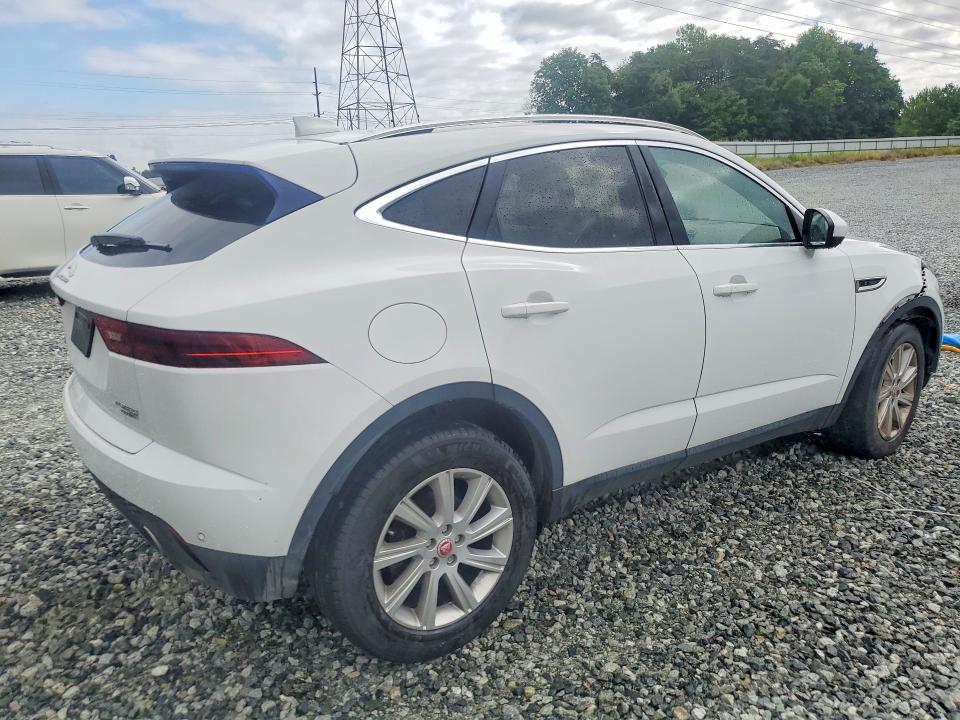 Photo 3 from auction – 2018 JAGUAR E-PACE with VIN SADFJ2FX4J1Z17336