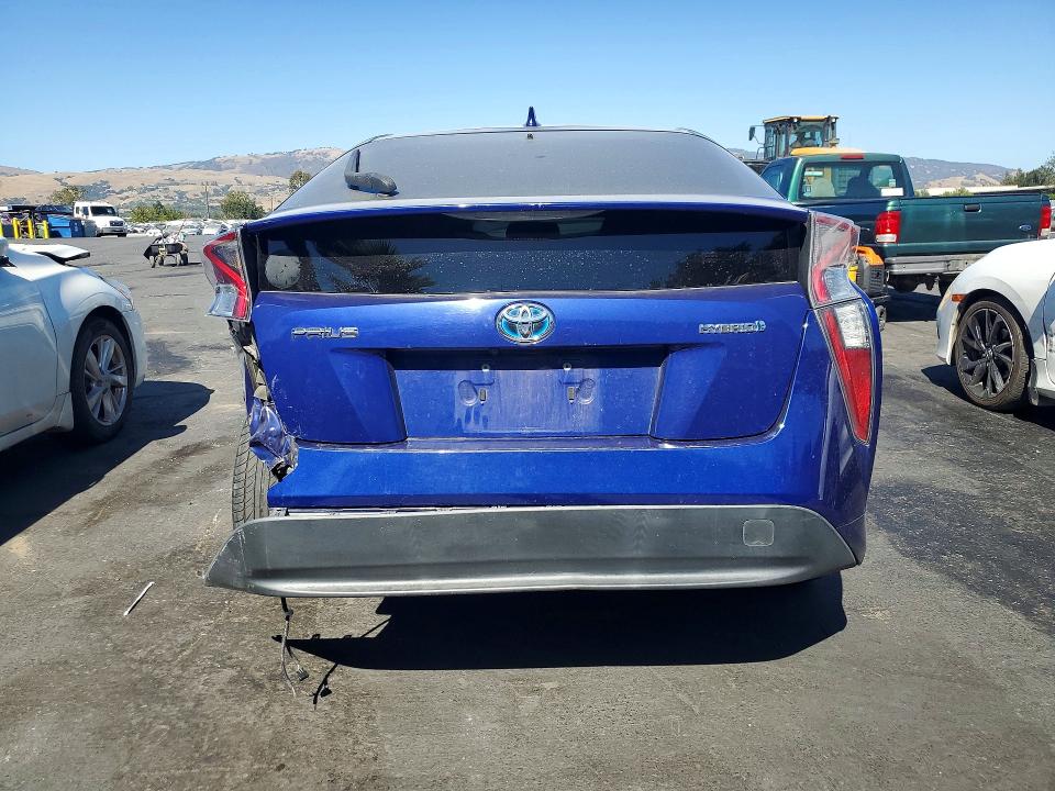 Photo 6 from auction – 2016 TOYOTA PRIUS with VIN JTDKBRFU8G3528265
