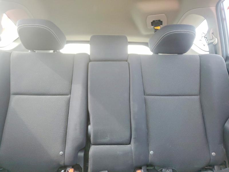 Photo 10 from auction – 2018 TOYOTA RAV4 with VIN 2T3WFREV4JW488299