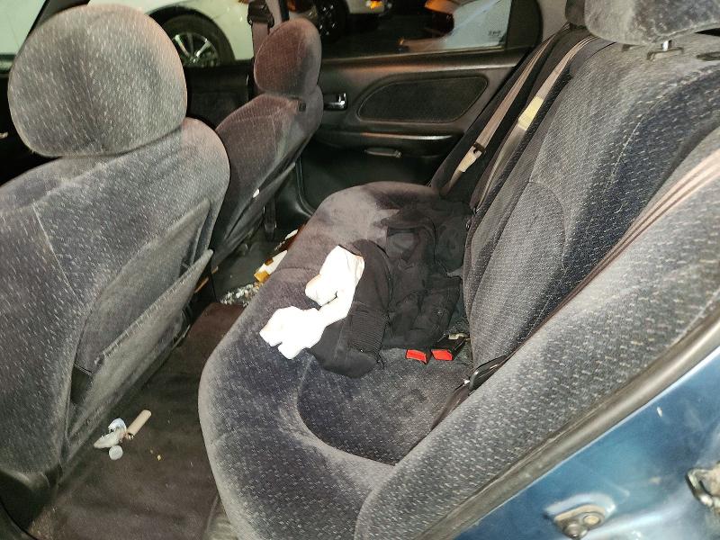 Photo 10 from auction – 2004 HYUNDAI SONATA with VIN KMHWF25H64A015956
