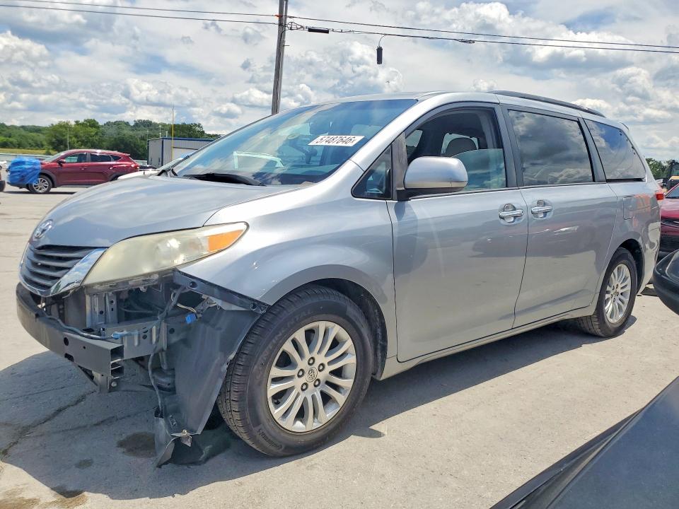 TOYOTA SIENNA 2013 with VIN 5TDYK3DC7DS343359 - Photo from auction