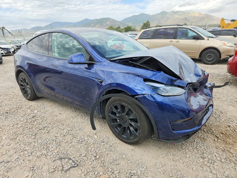 Photo 4 from auction – 2023 TESLA MODEL Y with VIN 7SAYGDED5PF960995