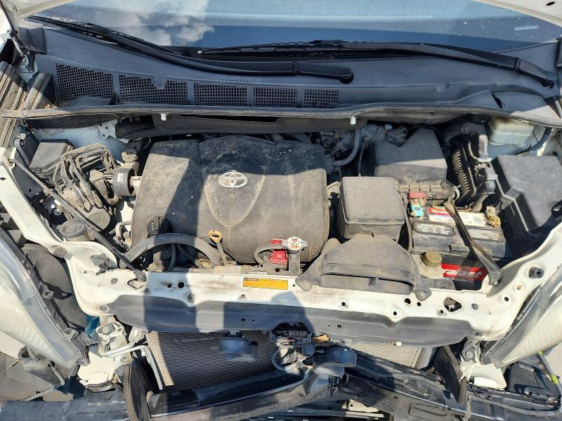 Photo 11 from auction – 2017 TOYOTA SIENNA with VIN 5TDYZ3DC1HS878768