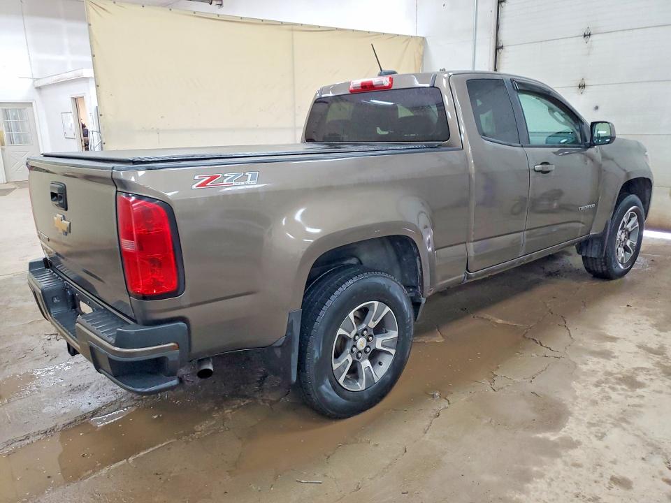 Photo 3 from auction – 2015 CHEVROLET COLORADO with VIN 1GCHTCE31F1133528