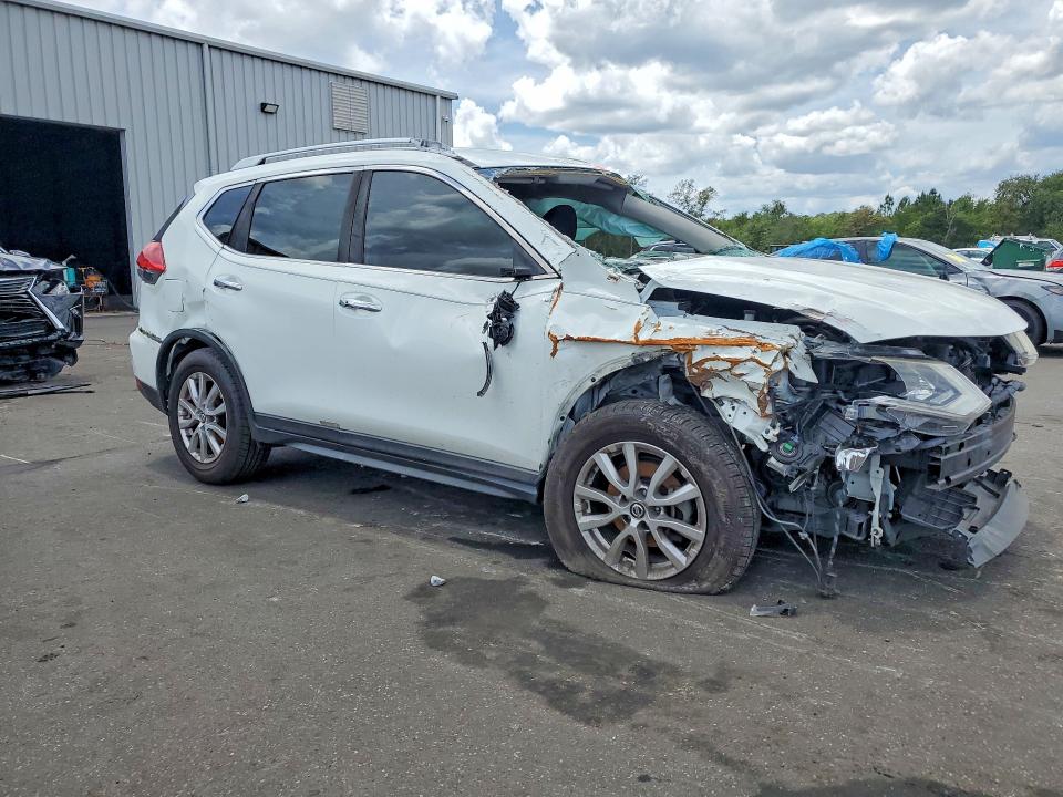 Photo 4 from auction – 2017 NISSAN ROGUE with VIN KNMAT2MT2HP526161