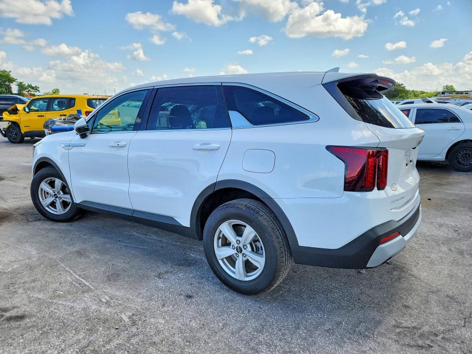 Photo 2 from auction – 2026 KIA SORENTO with VIN 5XYRG4JCXTG413545