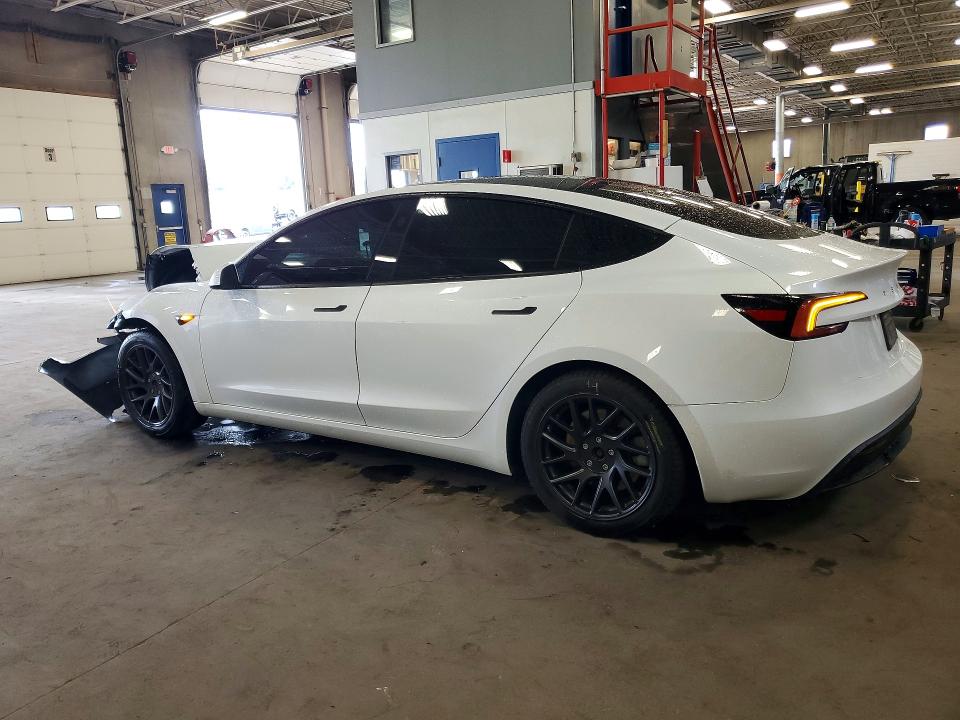 Foto 2 de la subasta – 2024 TESLA MODEL 3 con VIN 5YJ3E1EB9RF811941