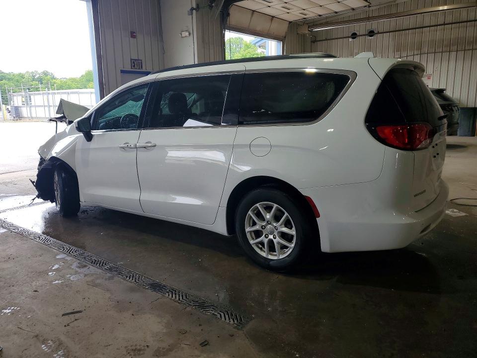 Photo 2 from auction – 2020 CHRYSLER VOYAGER with VIN 2C4RC1CG8LR132253