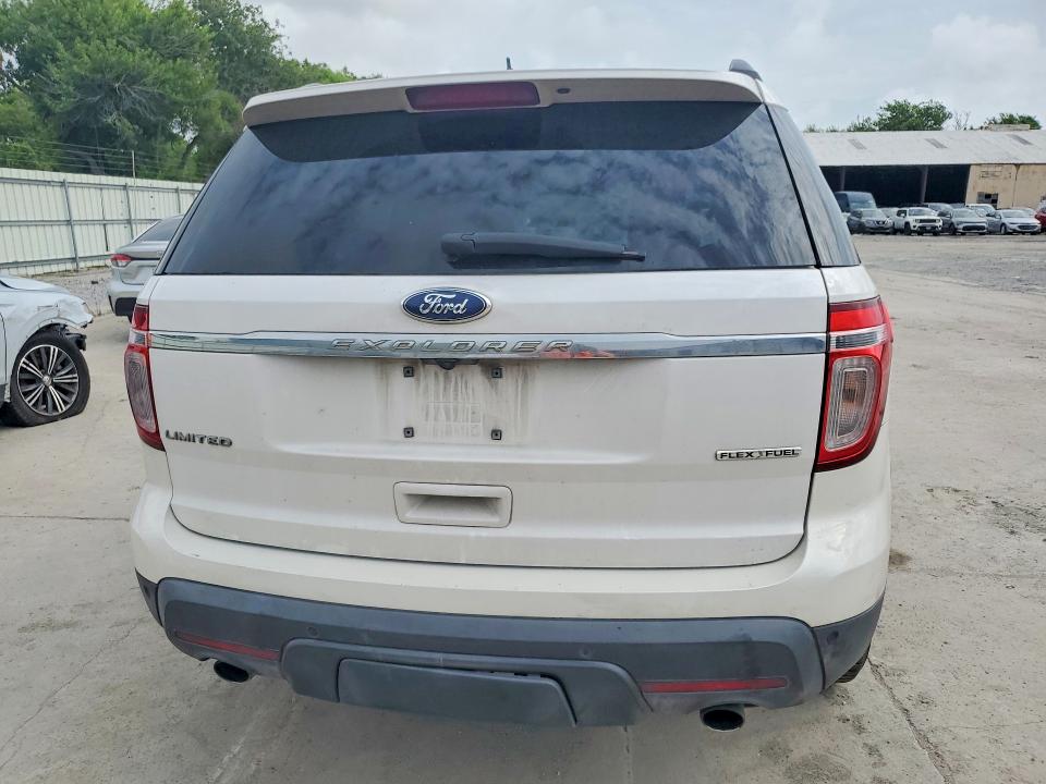 Photo 6 from auction – 2014 FORD EXPLORER with VIN 1FM5K7F89EGC06823