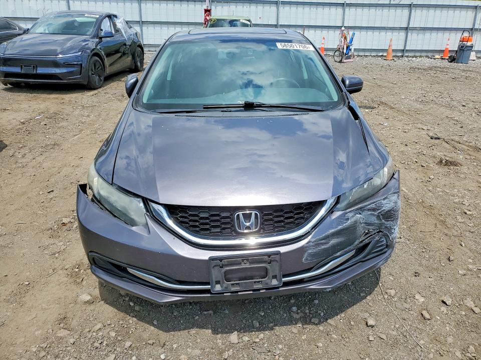 Foto 5 de la subasta – 2015 HONDA CIVIC con VIN 19XFB2F88FE027850
