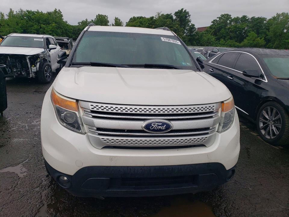 Снимка 5 от търг – 2013 FORD EXPLORER с VIN 1FM5K8D85DGB17273
