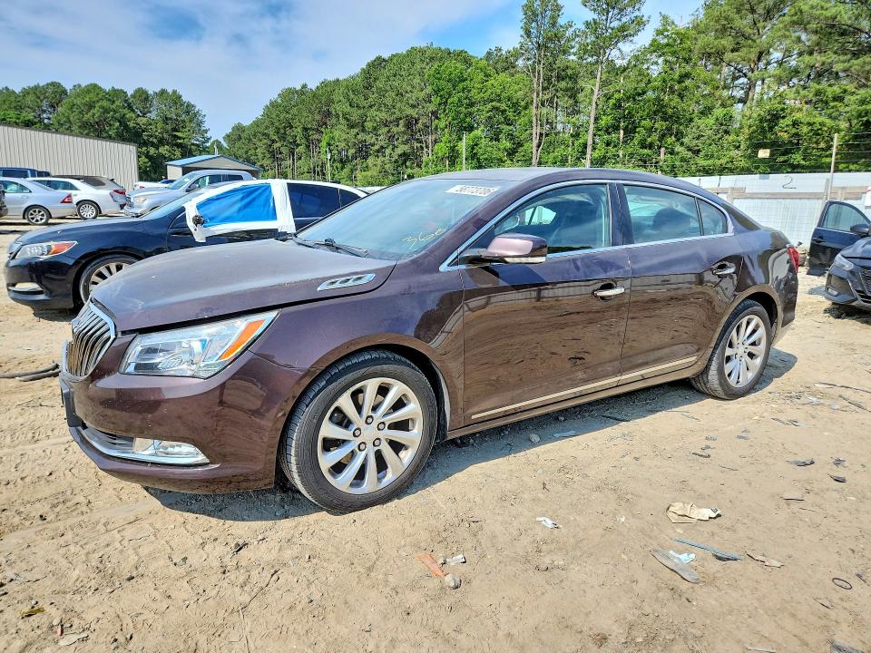 BUICK LACROSSE 2016 with VIN 1G4GB5G3XGF104276 - Photo from auction