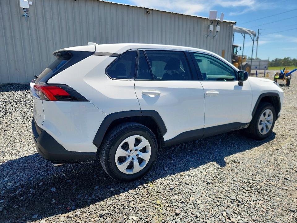 Photo 3 from auction – 2024 TOYOTA RAV4 with VIN 2T3H1RFVXRW326050