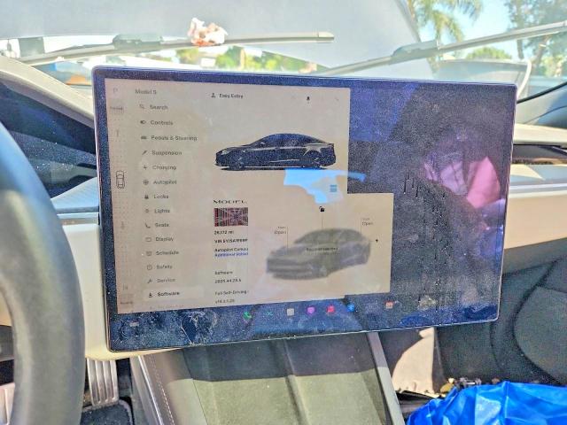 Photo 9 from auction – 2023 TESLA MODEL S with VIN 5YJSA1E69PF527362