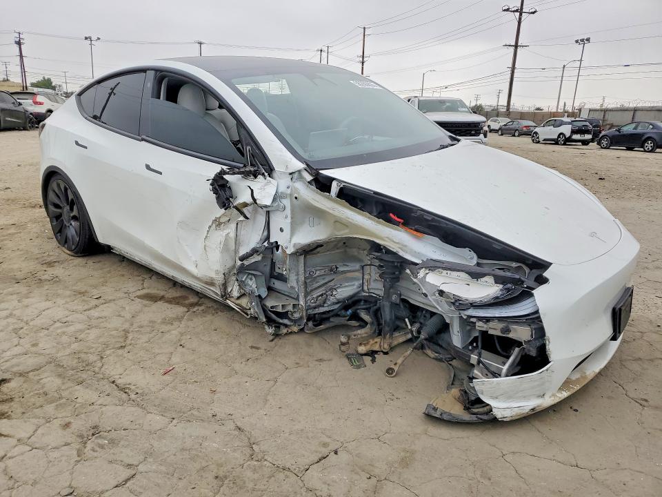 Photo 4 from auction – 2022 TESLA MODEL Y with VIN 7SAYGDEF3NF560870